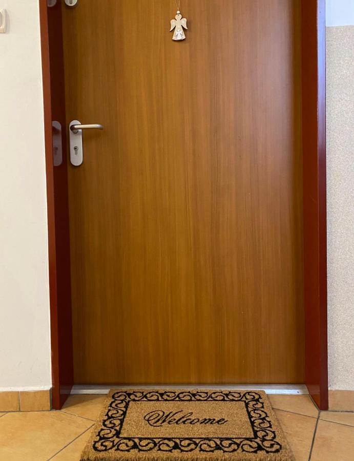 Apartment Csendes Bekes Belvarosi Lakas, Nagy Terasszal Veszprém